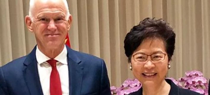 Ο Παπανδρέου στην Κίνα -Είχε συνάντηση με την κυβερνήτη του Χονγκ Κονγκ